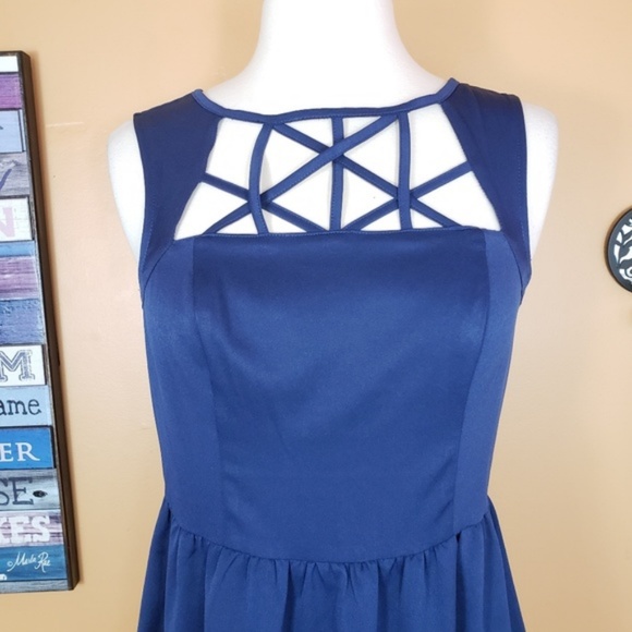 Modcloth Doe &Rae fit & flare CUT OUT navy strappy - Picture 3 of 7
